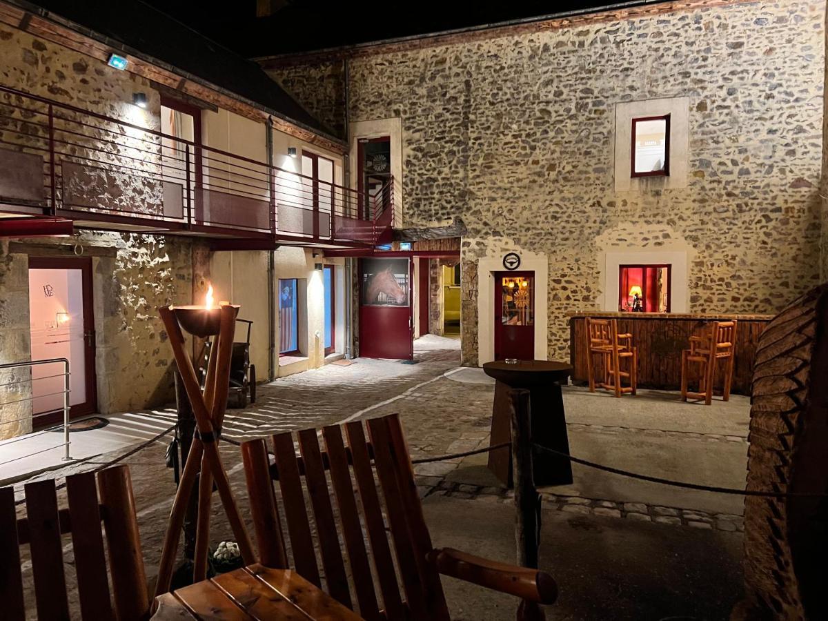 Hotel Le Ranch Brûlon Εξωτερικό φωτογραφία