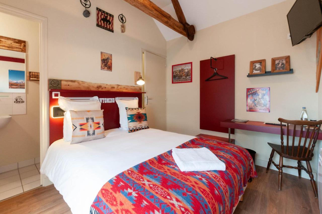 Hotel Le Ranch Brûlon Εξωτερικό φωτογραφία