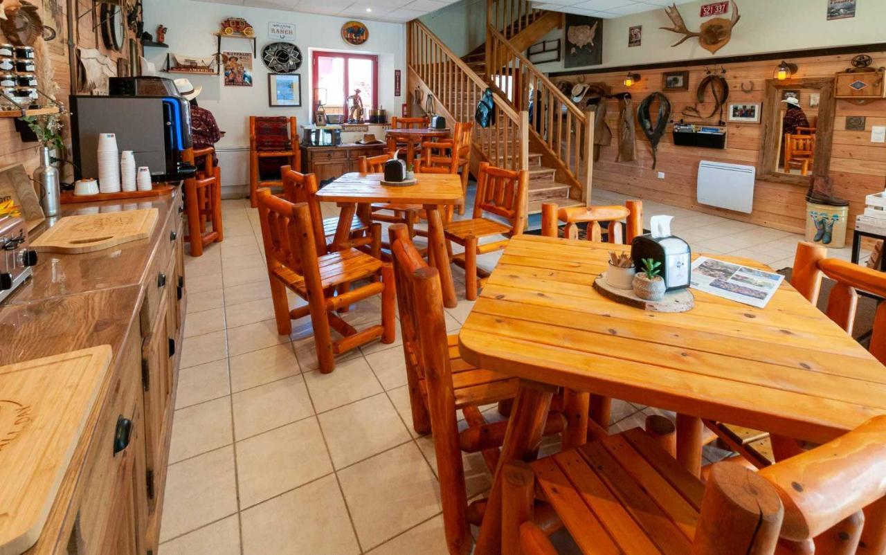 Hotel Le Ranch Brûlon Εξωτερικό φωτογραφία