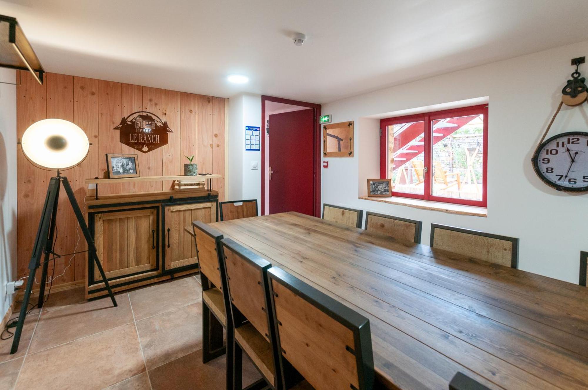 Hotel Le Ranch Brûlon Εξωτερικό φωτογραφία