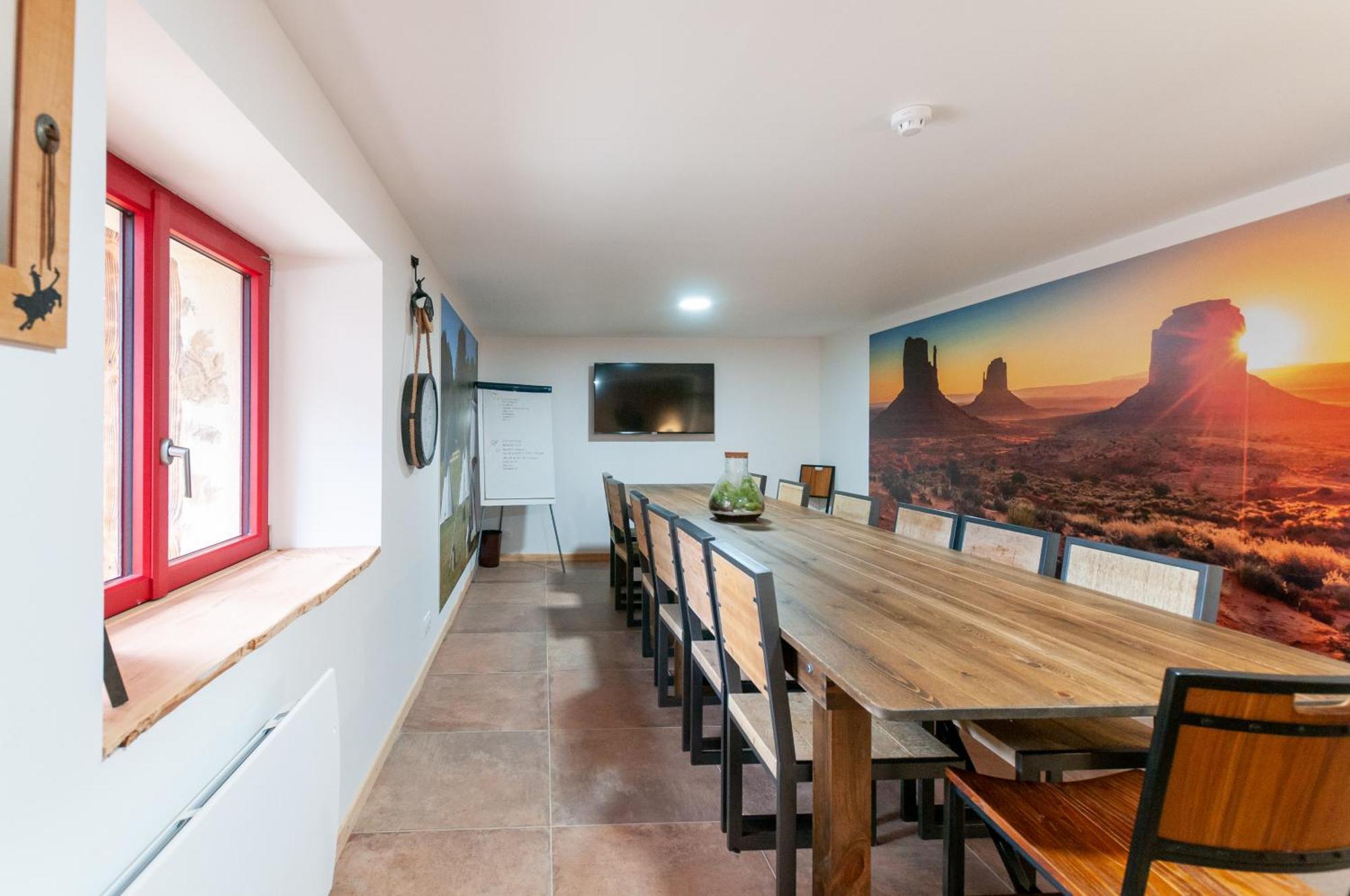 Hotel Le Ranch Brûlon Εξωτερικό φωτογραφία
